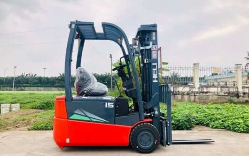 Đặc Điểm Nổi Bật Của Xe Nâng Điện 3 Bánh Heli 1.5 Tấn