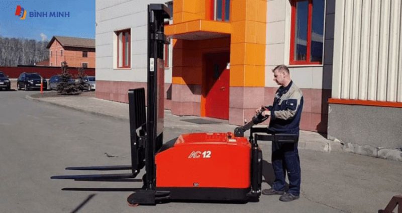 Đặc Điểm Nổi Bật Của Xe Nâng Điện Tay Cao 1.2 Tấn