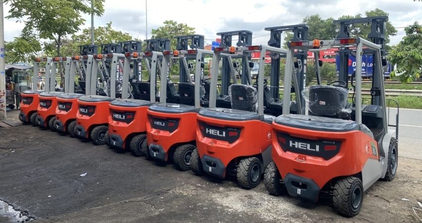 Kiểm tra và đối chiếu tình trạng xe