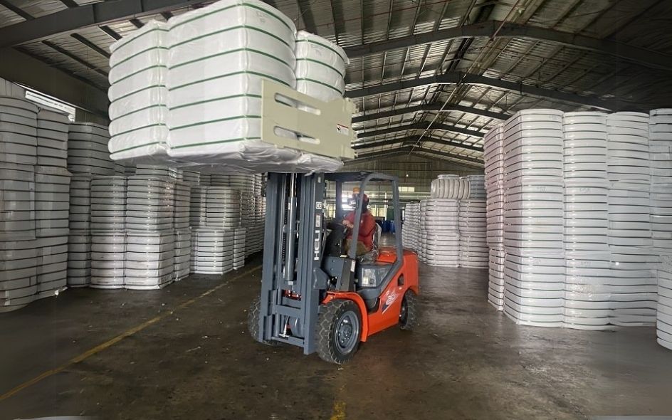 Không trở quá tải khi vận hành xe nâng