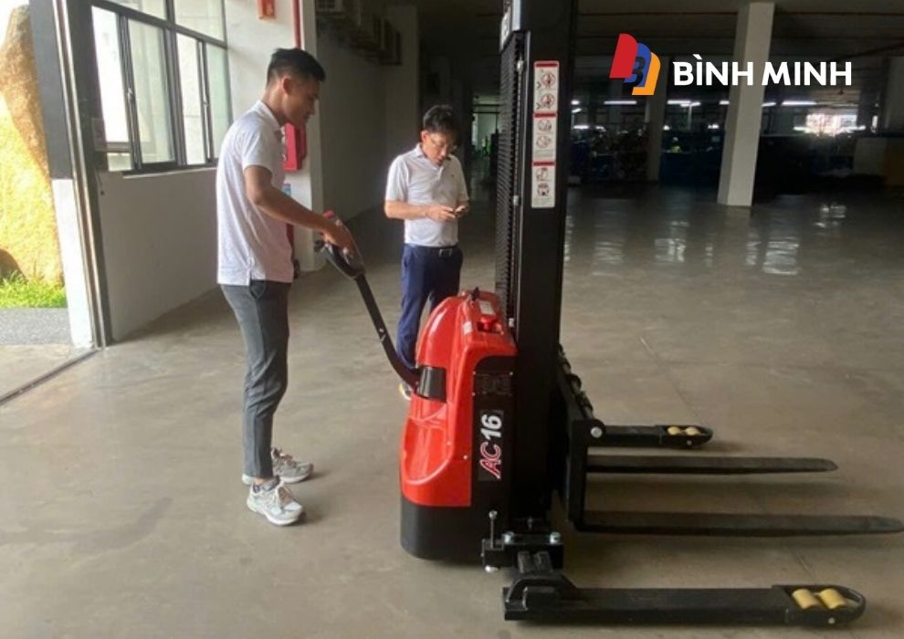 Kiểm Tra Xe Nâng Trước Khi Vận Hành