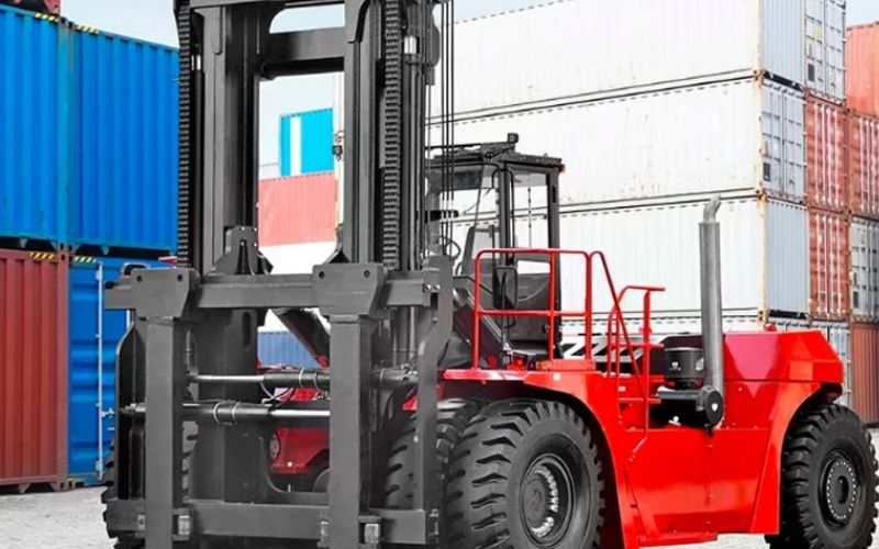 Khi nào doanh nghiệp cần thuê xe nâng 38 tấn