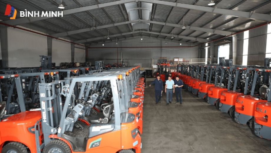 Tương lai của xe nâng điện trong thị trường việt nam