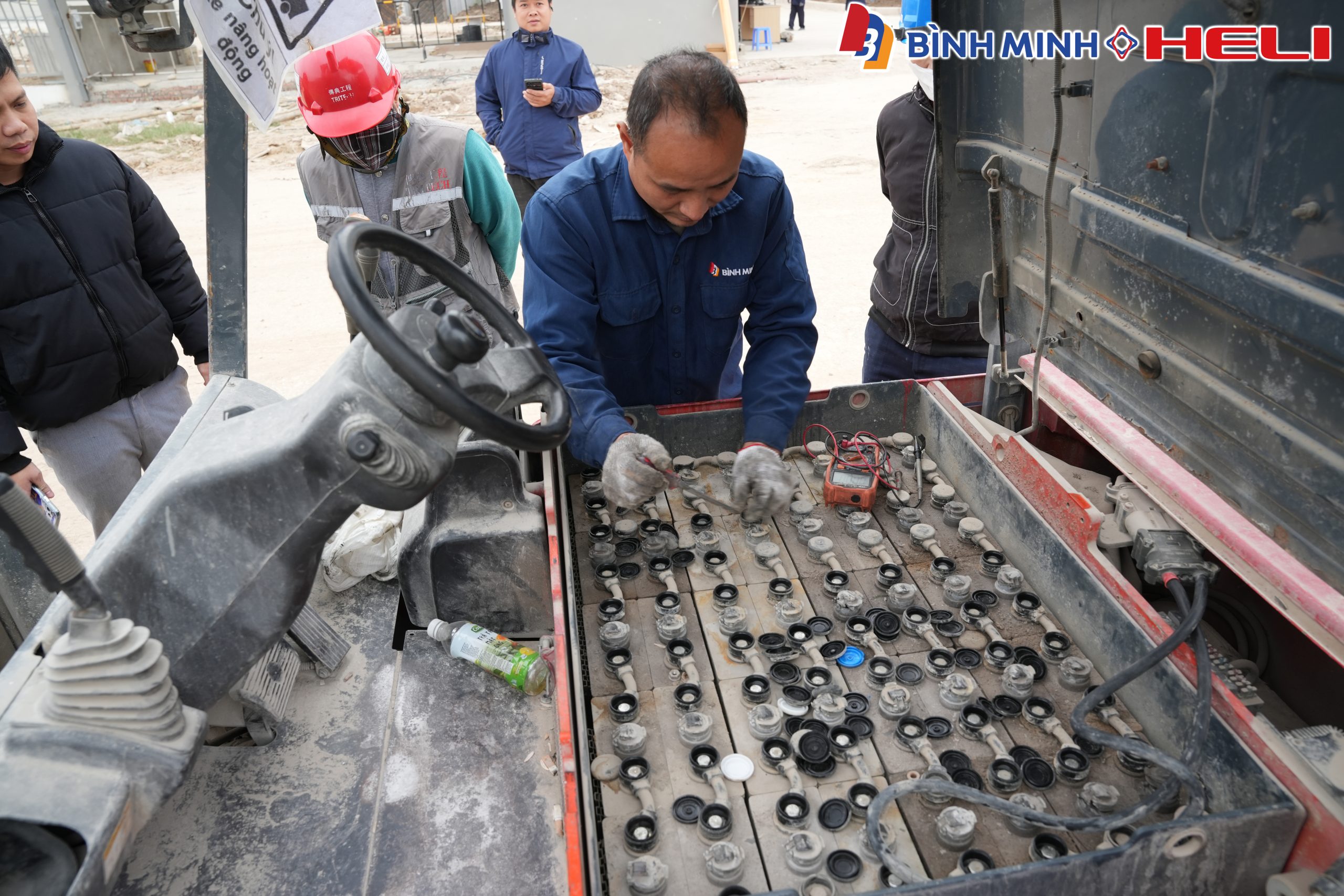 Sửa chữa bảo dưỡng các động cơ