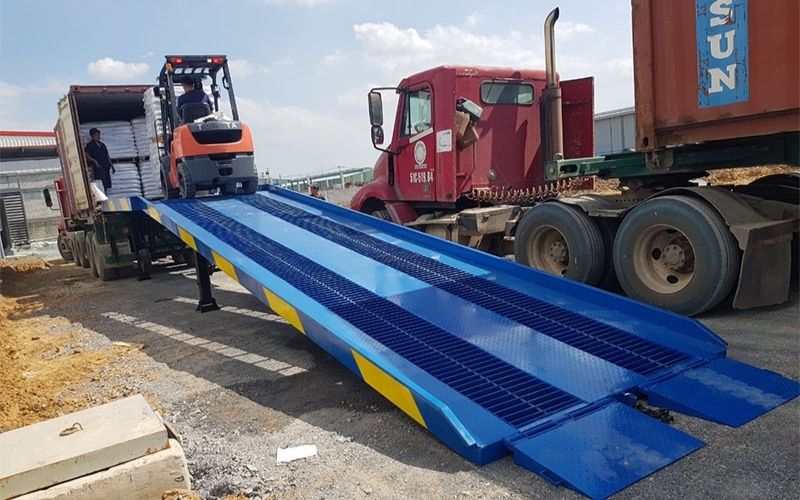 Xu hướng sử dụng cầu dẫn xe nâng trong năm 2026