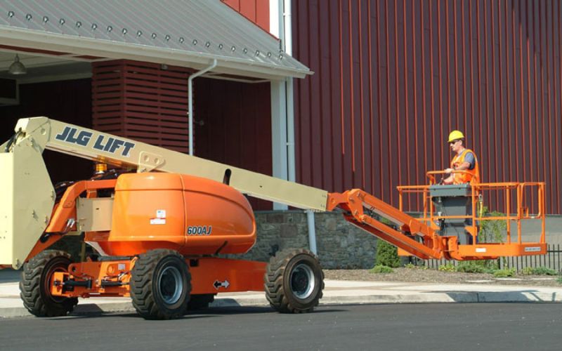 Ứng dụng của xe nâng người trong thực tế