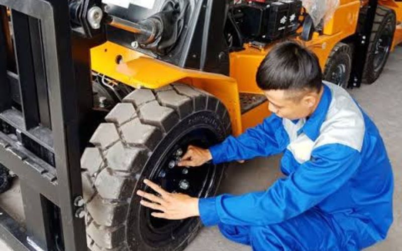 Các mốc bảo dưỡng xe nâng Heli phổ biến