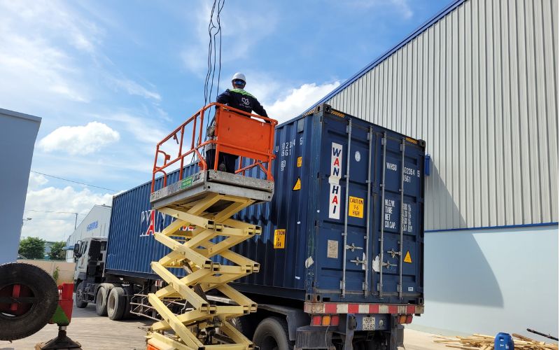 Cho thuê xe nâng người cũ uy tín giá tốt